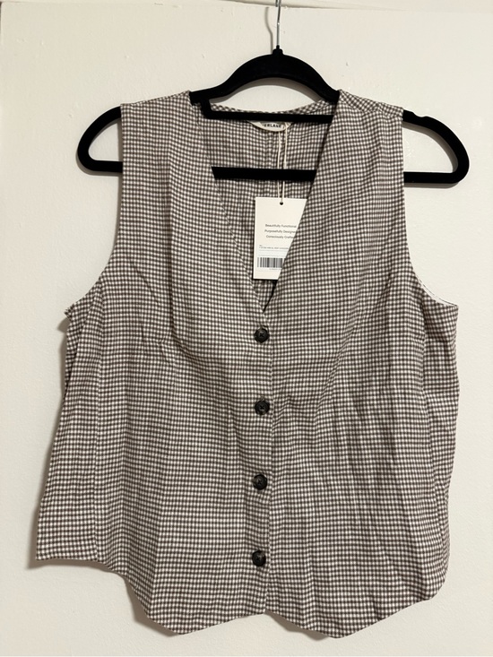 Everlane Tops - Everlane Taupe and White Gingham Sleeveless Button-Front Top Vest